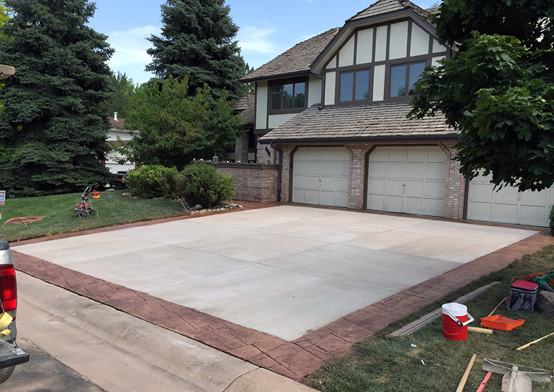 Stamped Concrete Boarder around Driveway in Littleton, CO